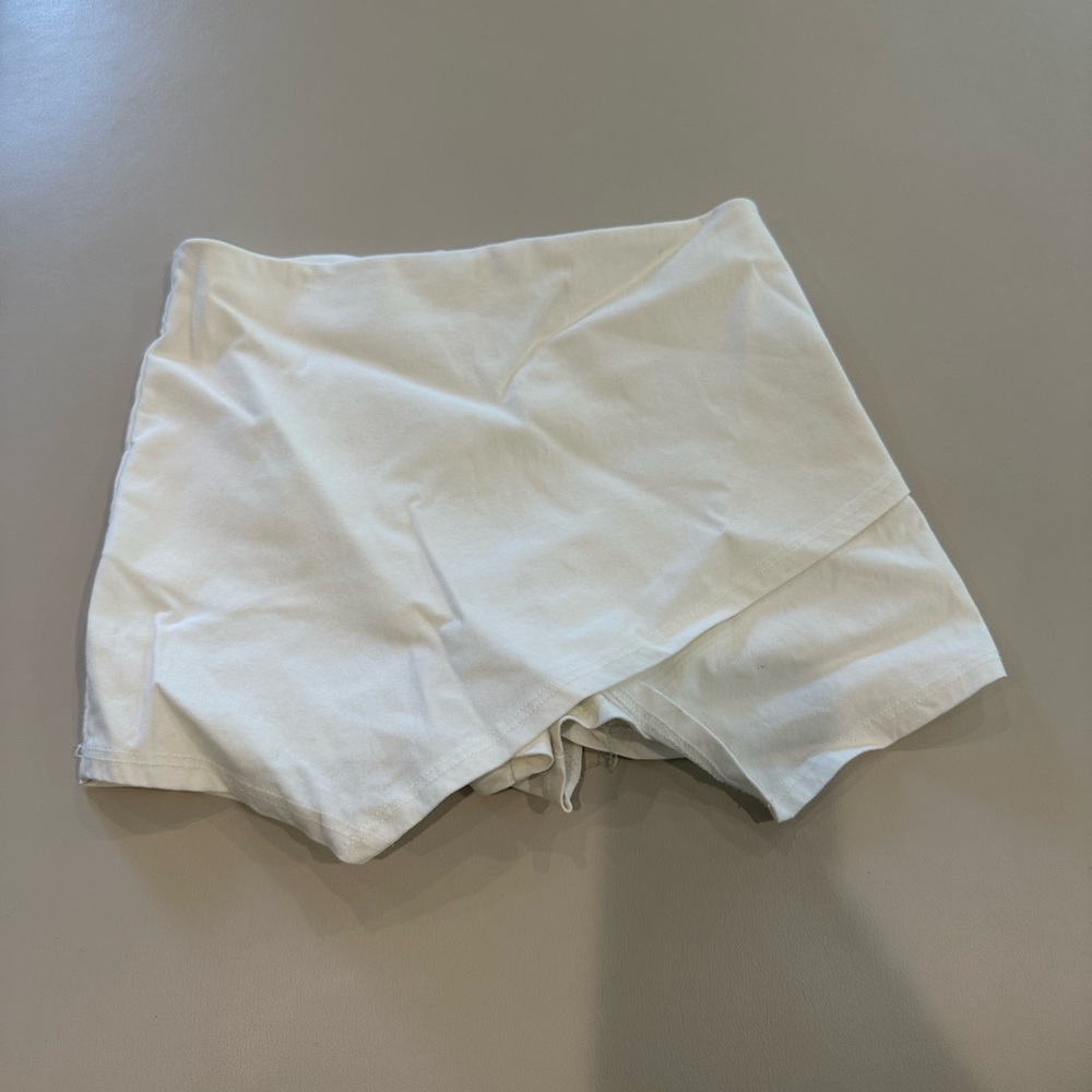 White skort